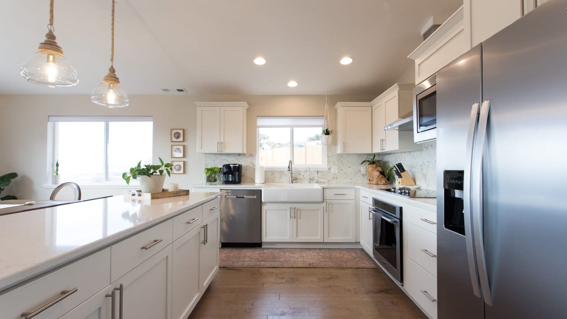 Beautiful Kitchen Inside of a luxury home