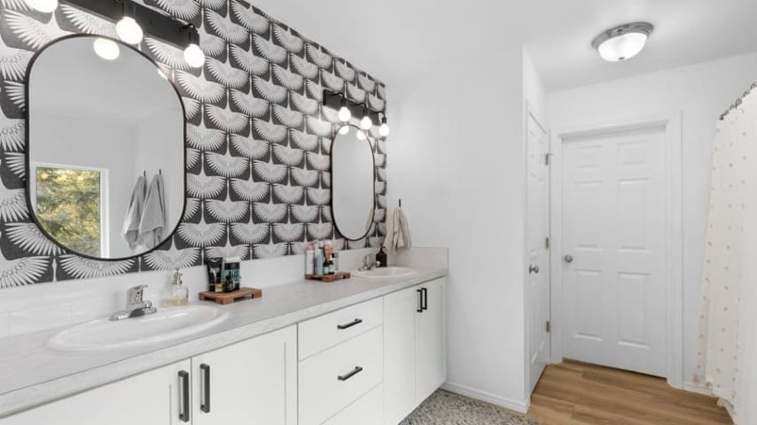 bathroom with white and black asthetic