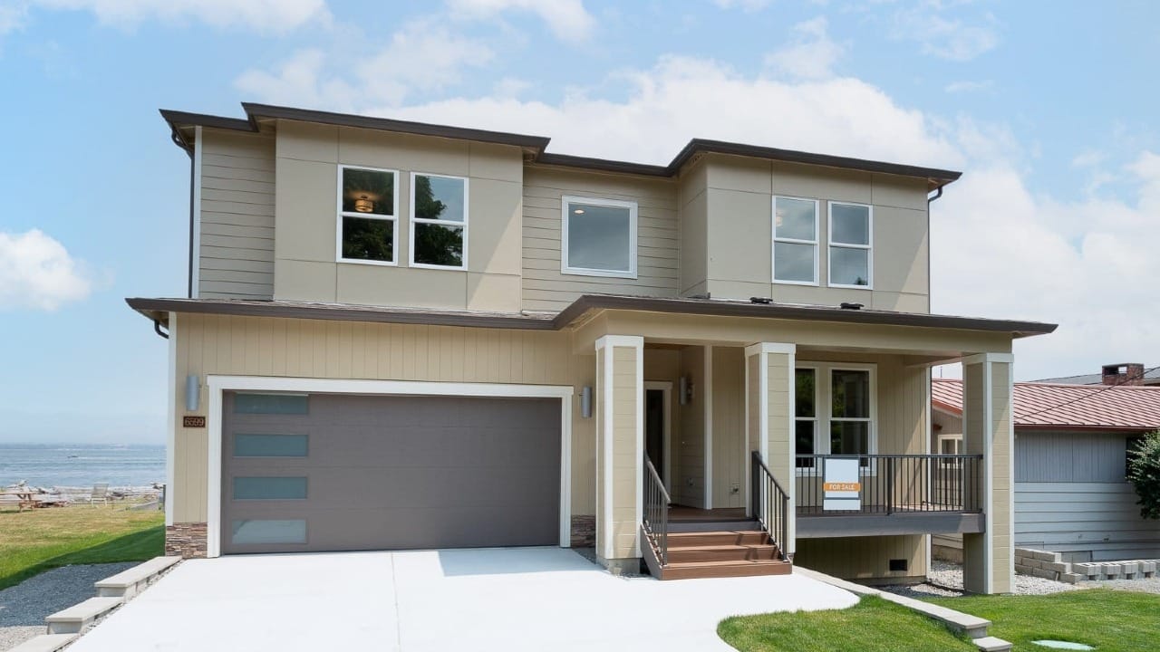 A nice house by the ocean