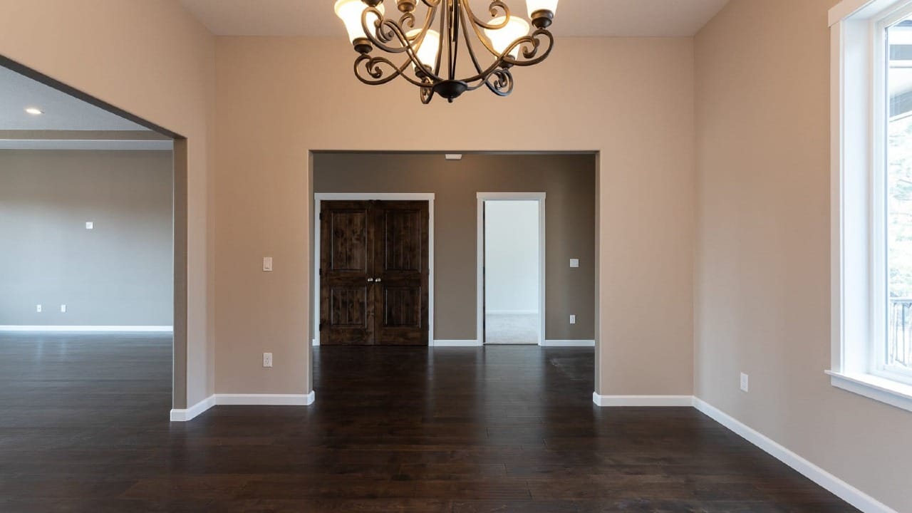 The insode front section of the cashmere house