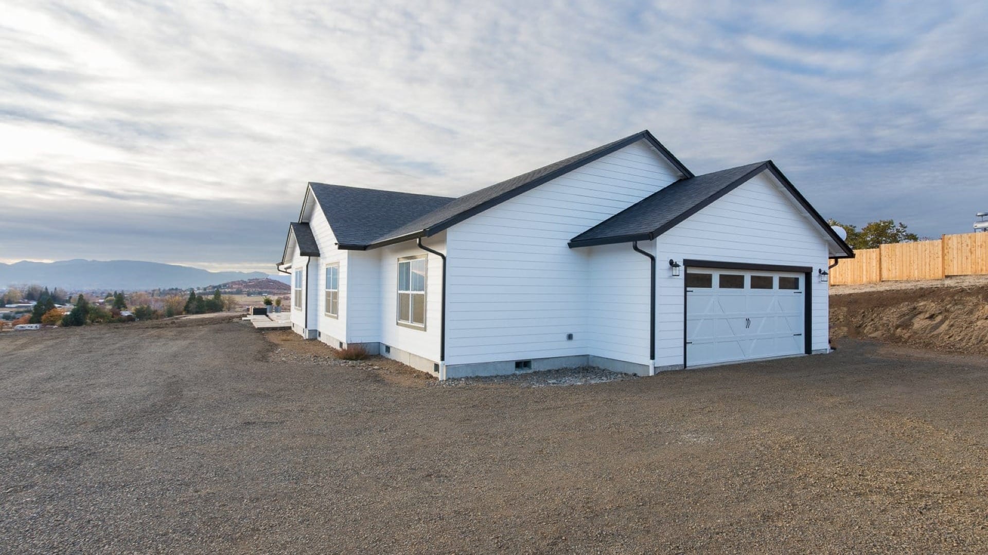 front view of dry creek rd poperty