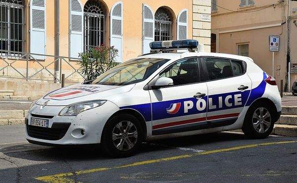 French cops busted BreachForum, IntelBroker operators