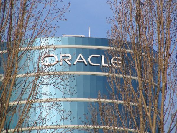 Oracle confirms customer extortion emails, urges patch updates