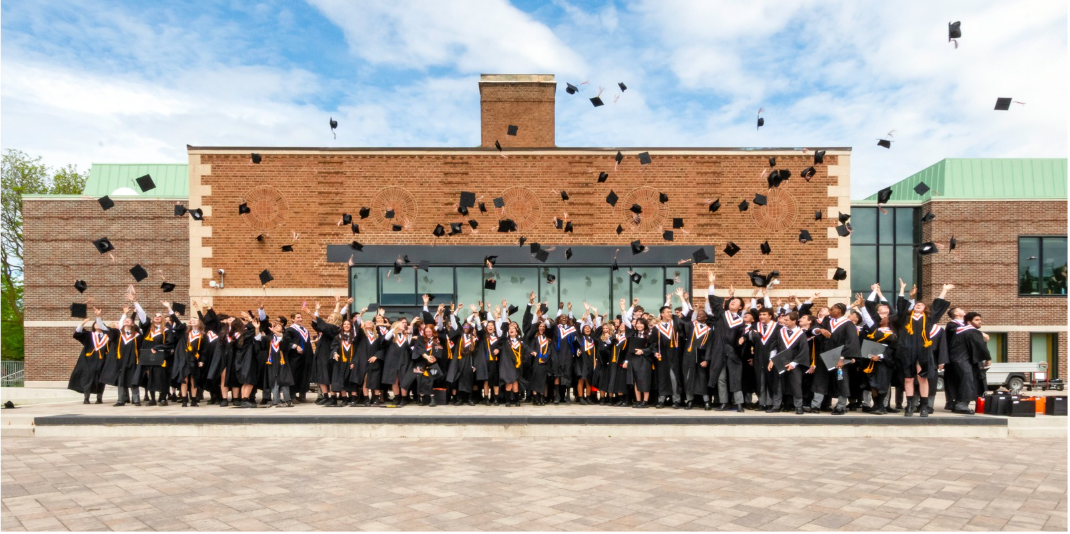 Au Revoir Class of 2025!