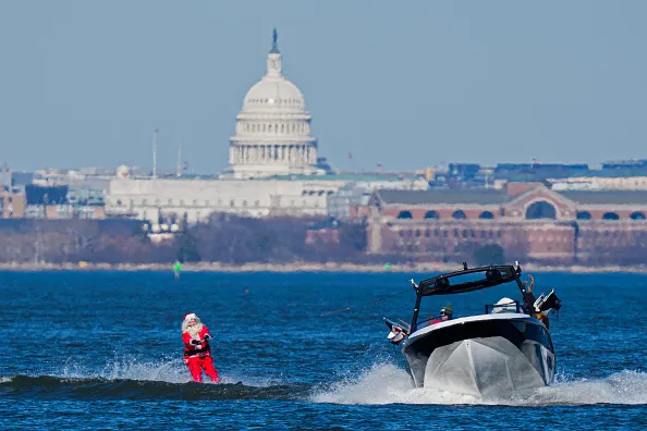 In photos: Waterskiing Santa celebrates 40 years on the Potomac