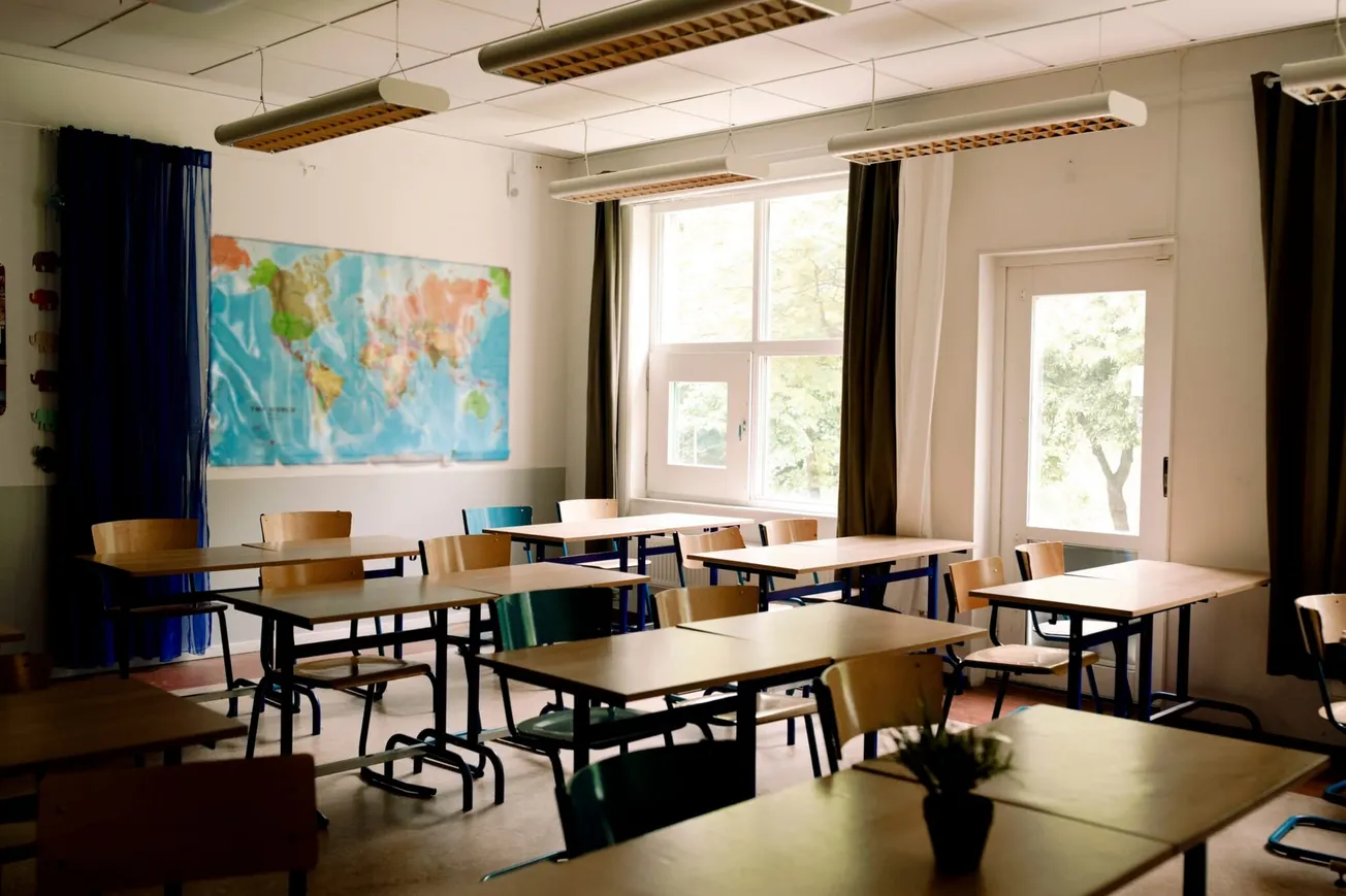 Virginia budget impasse threatens school funding, poses potential staffing challenges