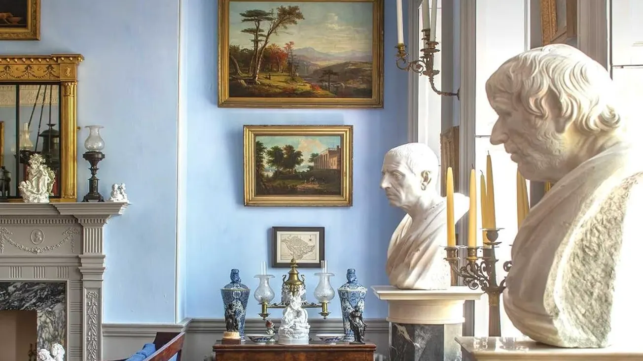 A new book opens the doors to 44 of Old Town's most historic private homes