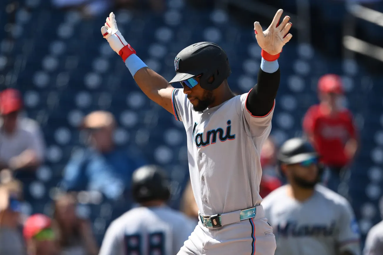 Lopez homer caps six-run ninth as Marlins rally past Nationals 6-2