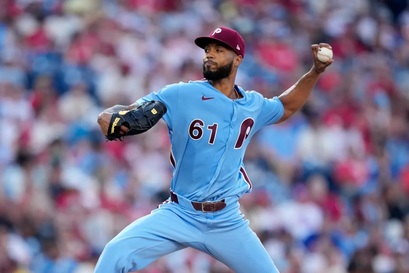 Sanchez becomes first 15-game winner in majors in Phillies' 7-3 victory over Nationals