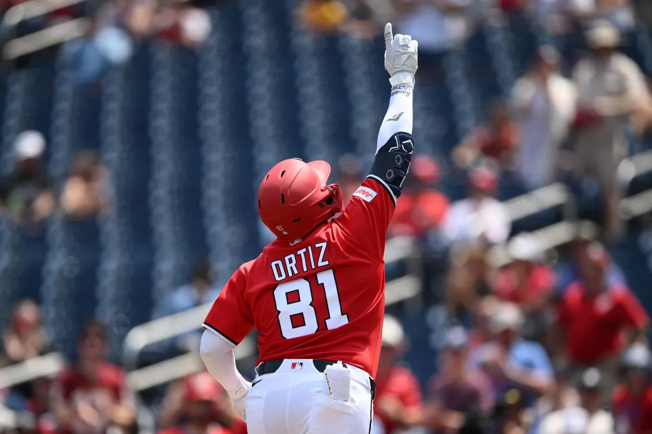 Ortiz hits 2nd career homer, Dion leads strong bullpen outing as Nationals beat Reds 7-1