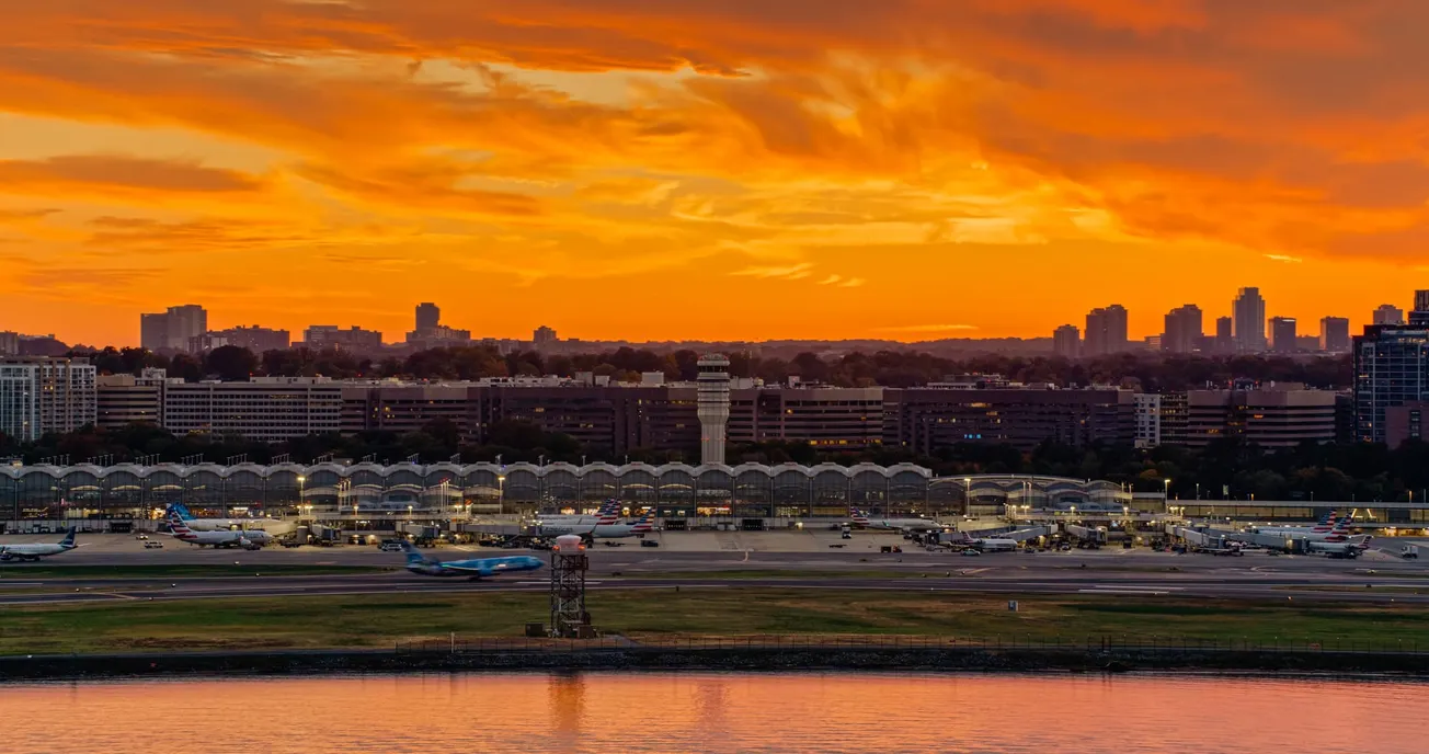 Beyer calls on FAA to suspend AI-supported air traffic tool launched at Washington airports