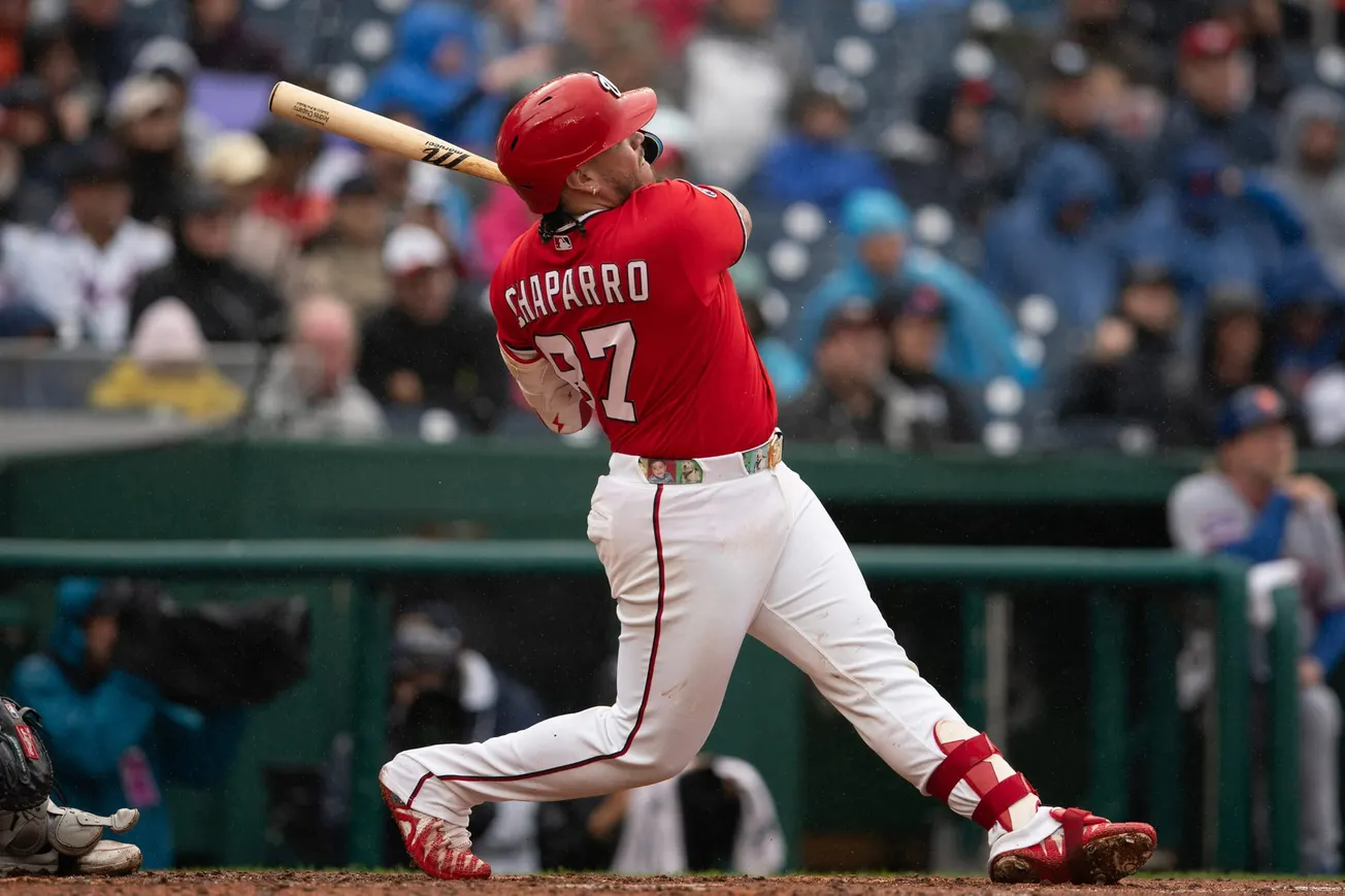 Andrés Chaparro's 2-homer game lifts Nationals over Mets 6-4 in season finale