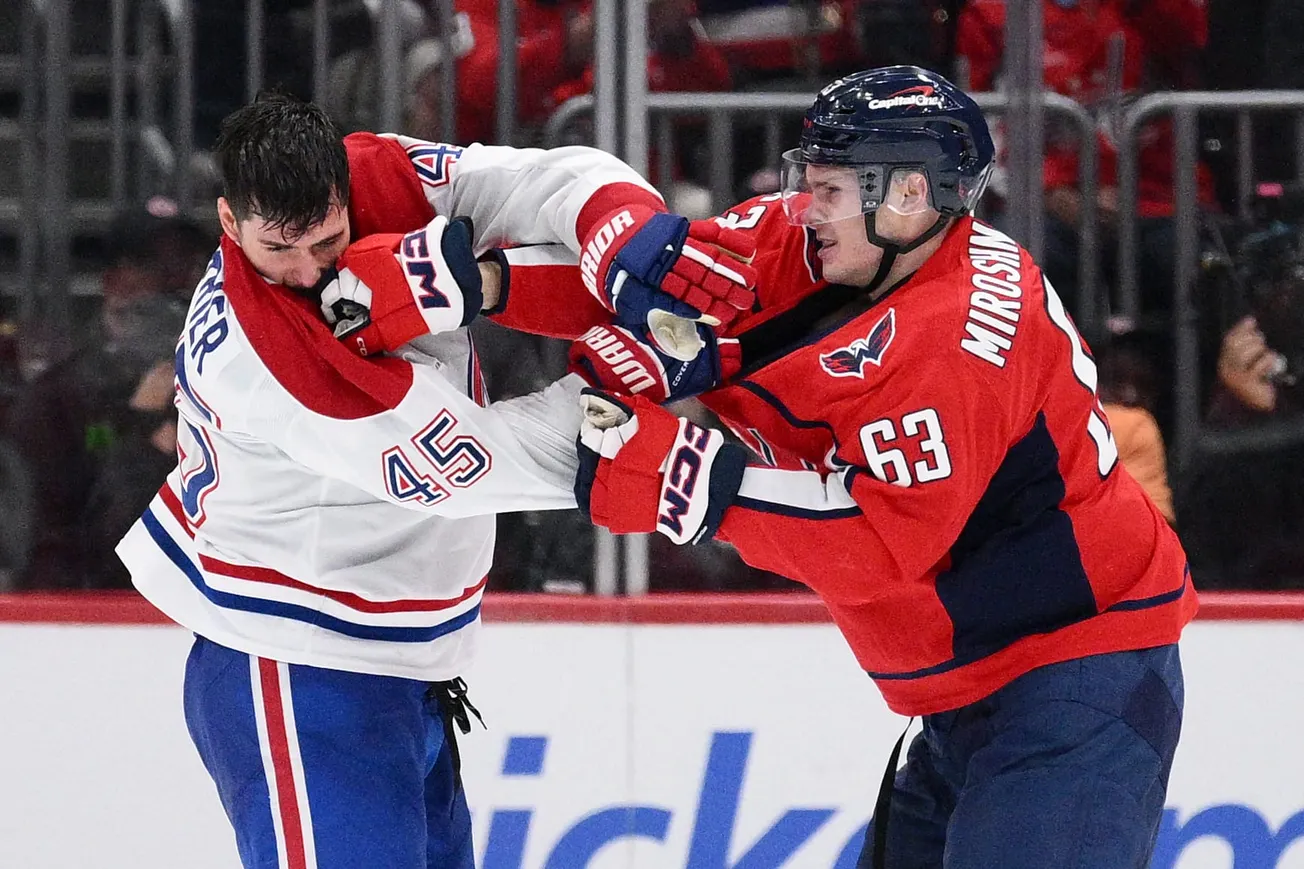 Alex Tuch has 2 goals and an assist in the Capitals' 5-4 win over the Canadiens