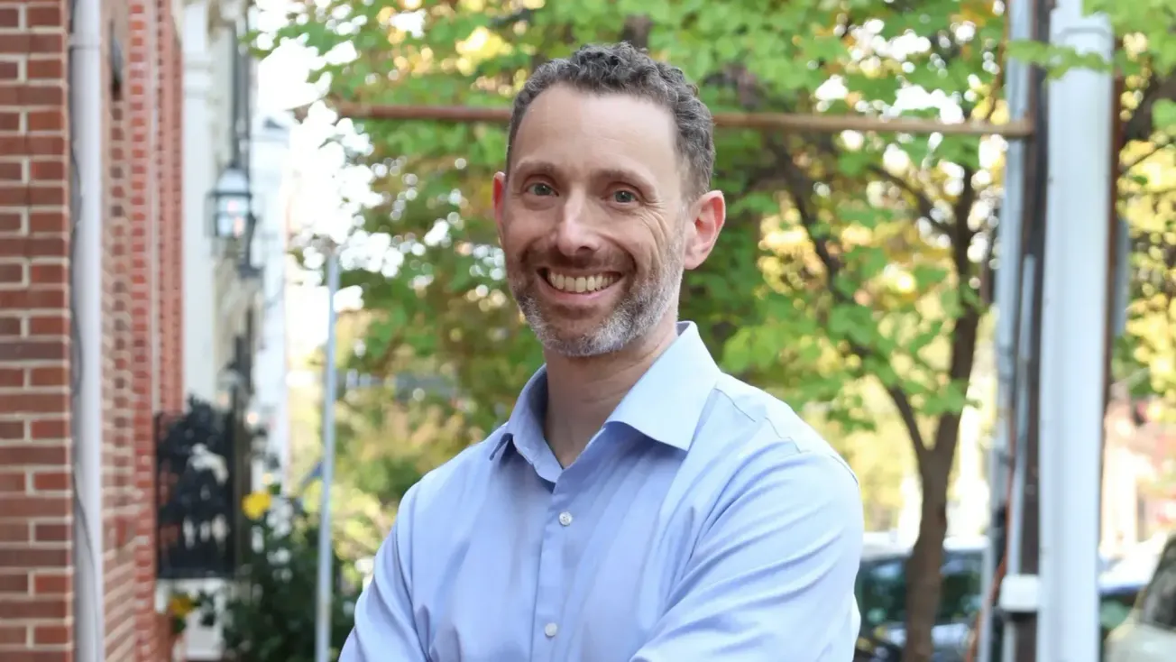 Alexandria organizer Glen Pine announces Democratic bid for House District 5