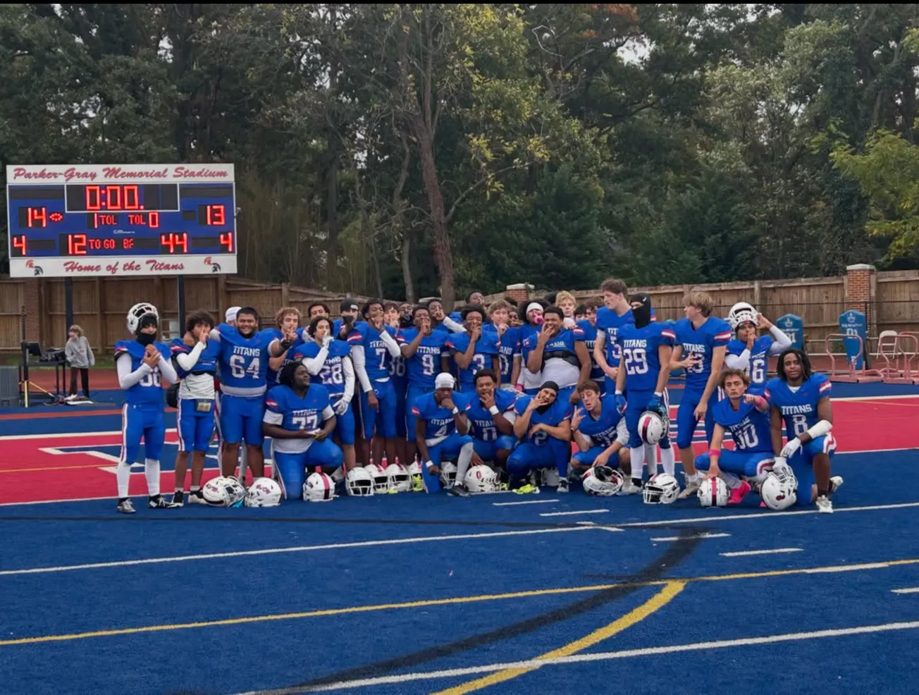 Titans beat Fairfax 14-13 in game finished Saturday morning, reach 7-0