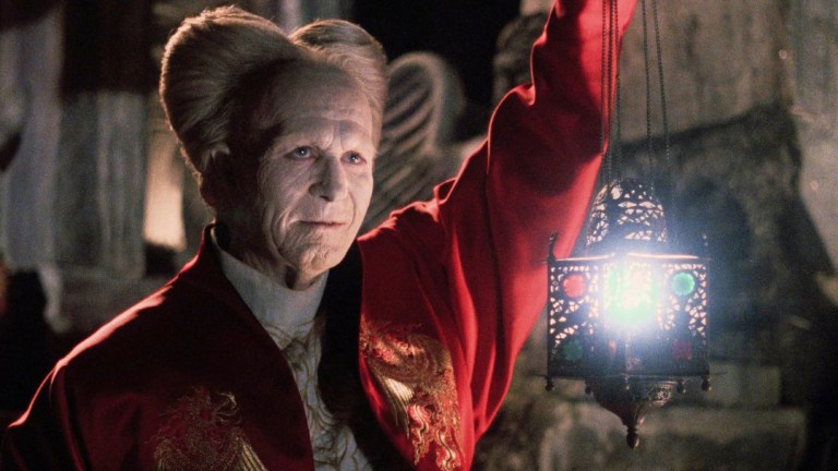 Bram Stoker's Dracula Isn't Faithful to the Book and That Doesn't Matter | Den of Geek