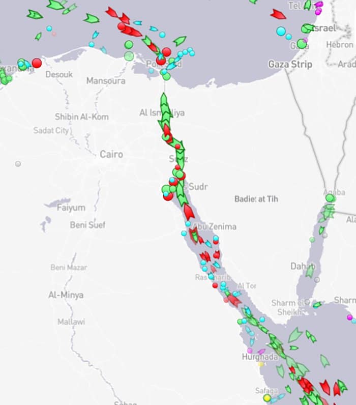 canal suez trafic