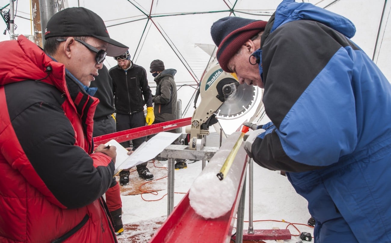 carotte glacier tibet virus 15 000 ans