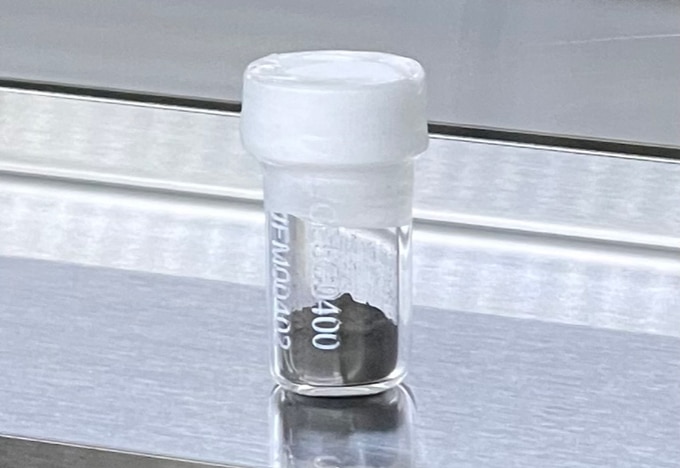 echantillon roche lunaire