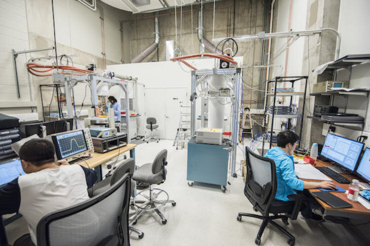 laboratoire physique quantique chris wilson photons