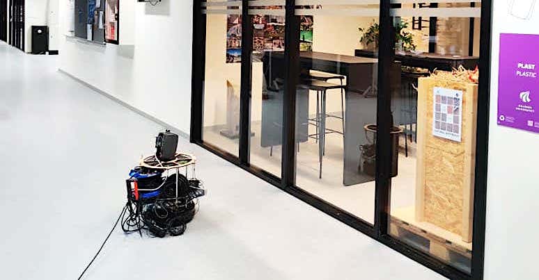 robot systeme echolocalisation test haut-parleur