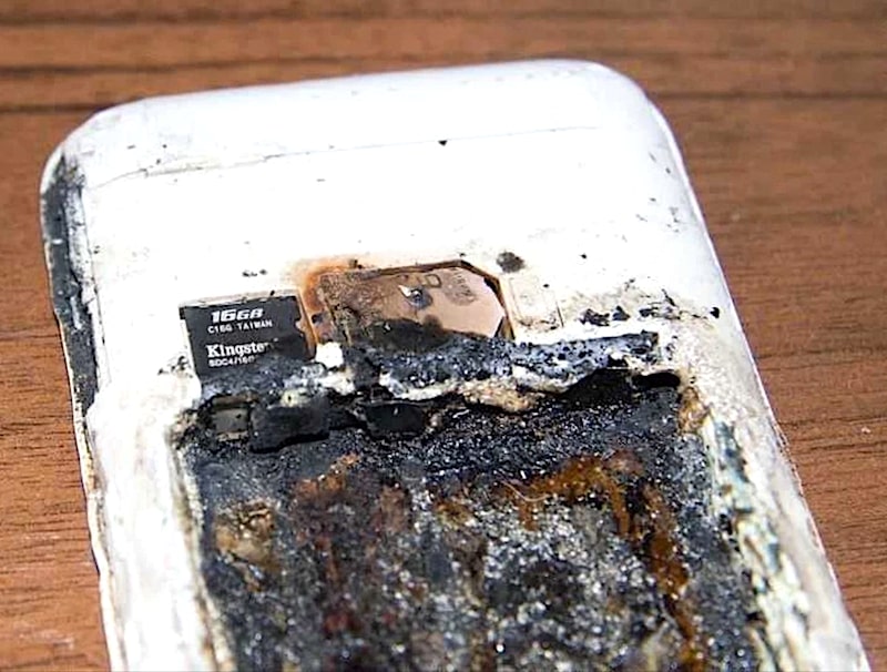 explosion smartphone tue adolescente 14 ans durant sommeil