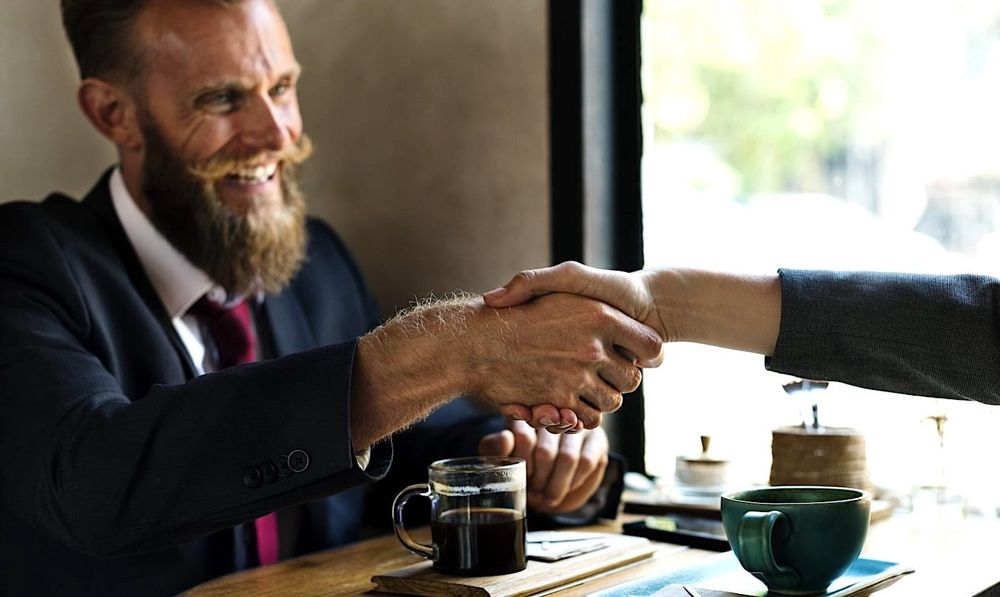 Une nouvelle étude révèle qu'une « barbe virile » peut aider à augmenter les ventes