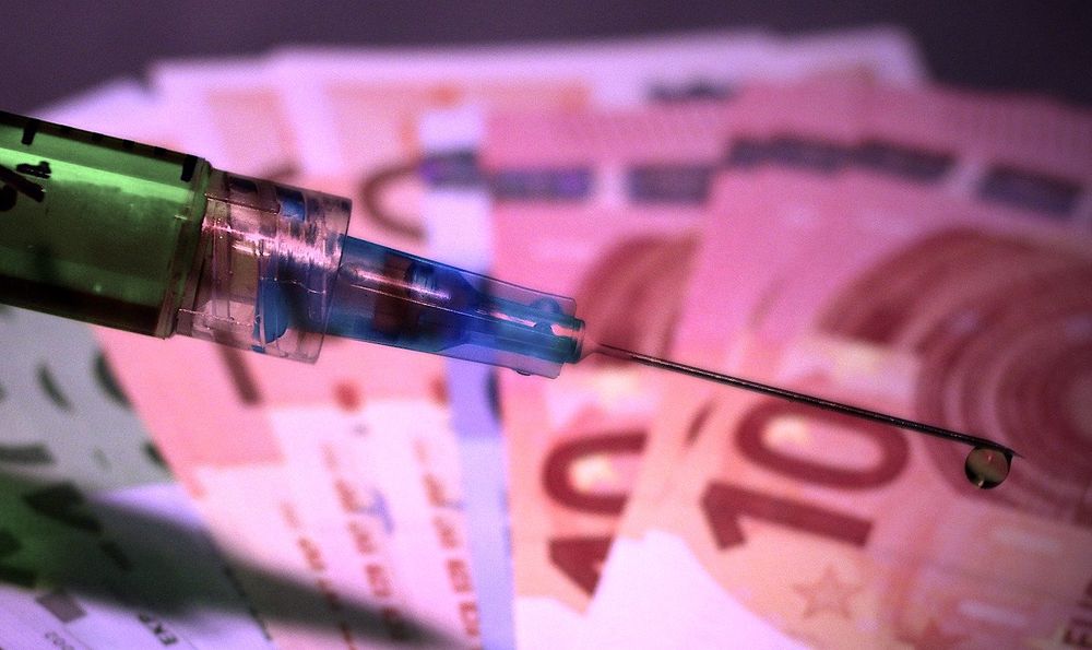 En Chine, les vaccins COVID-19 sont déjà en vente sur le marché noir