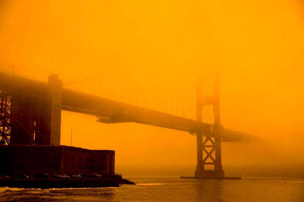 Le ciel de Californie prend des couleurs apocalyptiques...