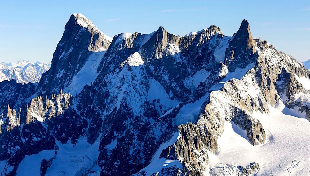 Un glacier du massif du Mont-Blanc pourrait s'effondrer à tout moment, prévient l'Italie