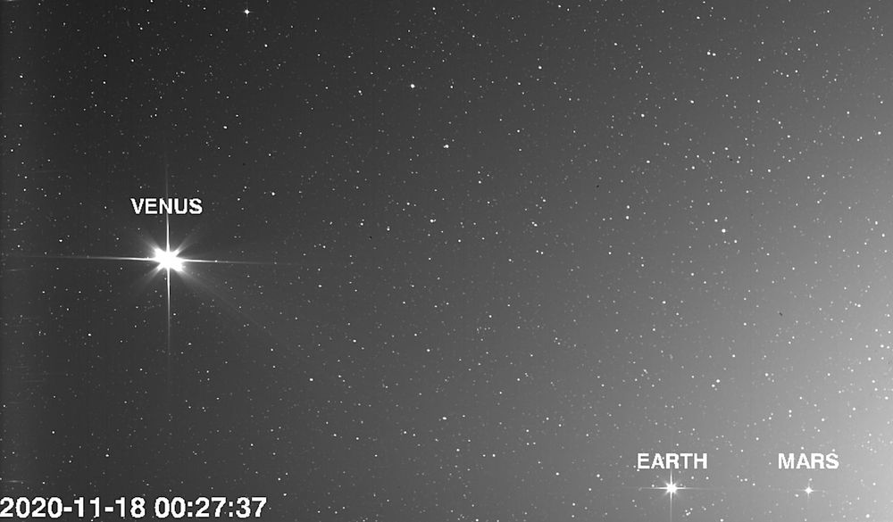 L'orbiteur solaire révèle Vénus, la Terre et Mars sur le même cliché, brillant de mille feux