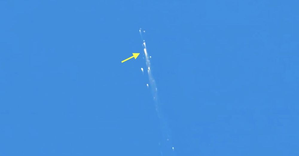 VIDÉO : un ancien satellite de la NASA se désintègre de façon spectaculaire dans l'atmosphère