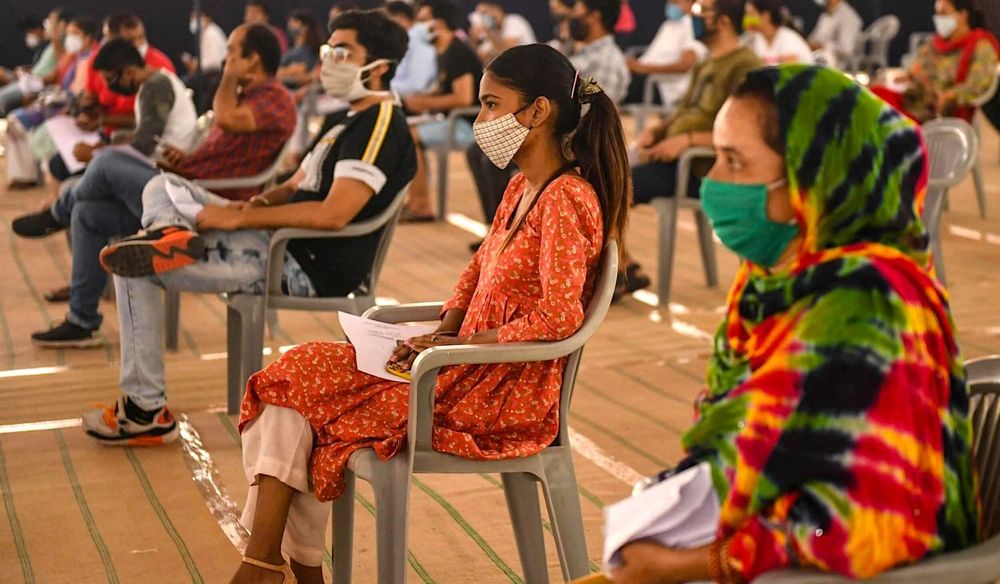 Le vaccin Pfizer « hautement efficace » contre le variant indien