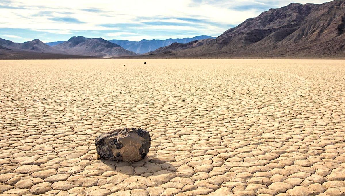 La vallée de la Mort atteint les 54.4 °C, frôlant le record mondial de température
