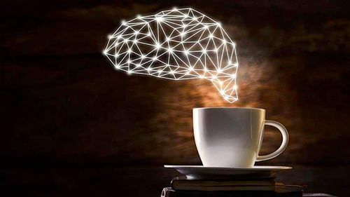 Une consommation excessive de café réduit le volume du cerveau et augmente le risque de démence