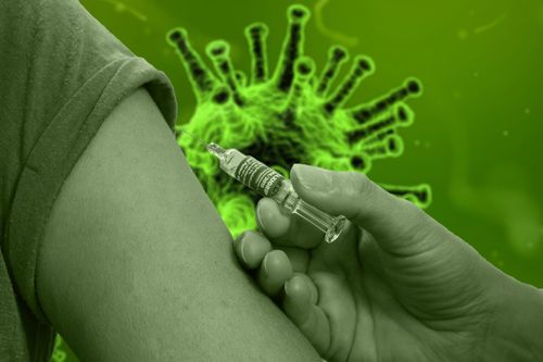 Il n'y aura pas assez de vaccins COVID pour tout le monde jusqu'en 2024, avertissent les fabricants