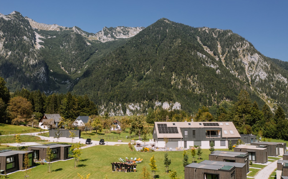 PHYSICAL RETREAT VENUE Start Up ROADMAP | Project Management, Communication Tech Stack