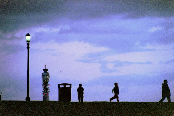 20-Jahre-Regel | Globians Doc Fest 2006 | Medien, Macht, Herrschaft | 25Y9/11