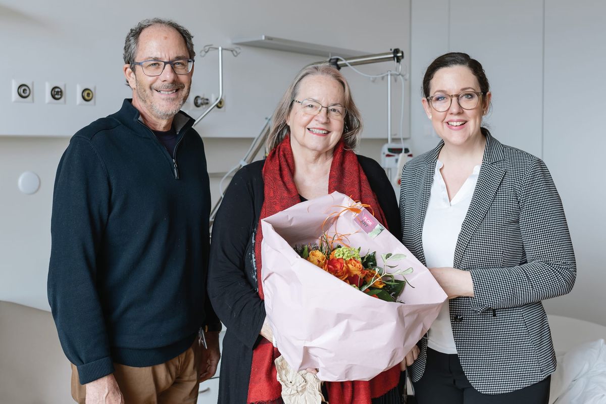 Kantonsspital Baden: Umzug erfolgreich gestartet - Blumen für erste Patientin