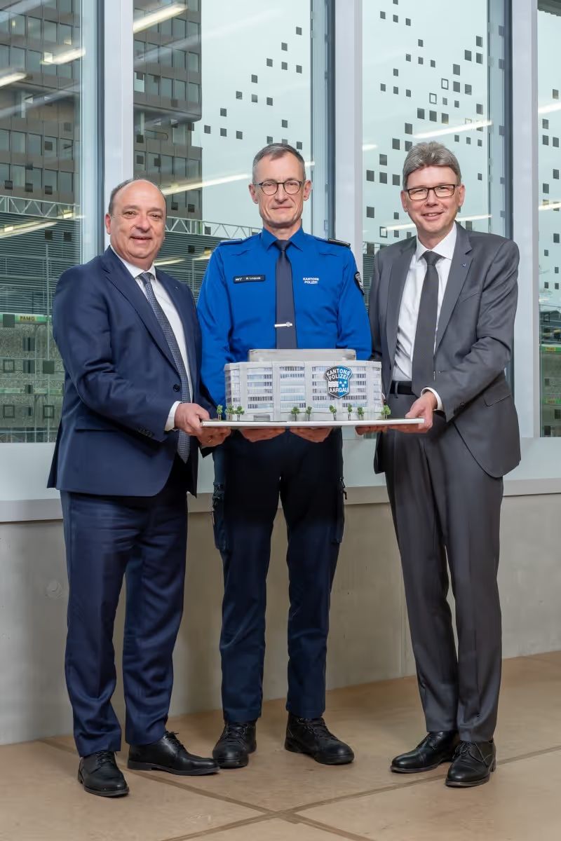 Neues Polizeigebäude in Aarau mit 160 Arbeitsplätzen eröffnet