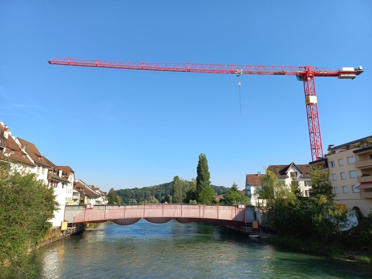 Hochwasserschutz: alte Reussbrücke in Mellingen wird Anfang Juli angehoben