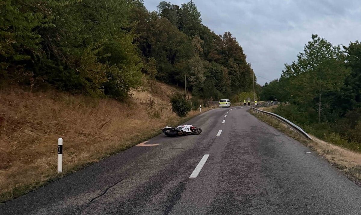 Tragisch: 20jähriger stirbt nach Töff-Selbstuntfall in Oberhof