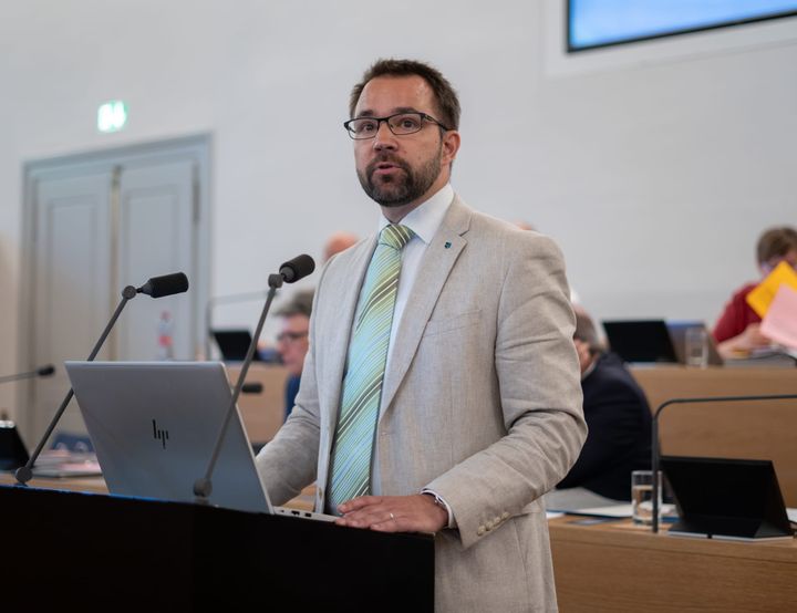 Grossräte wollen Standortbestimmungen in den Grundlagenfächern mindestens auf der Sekundarstufe I und II