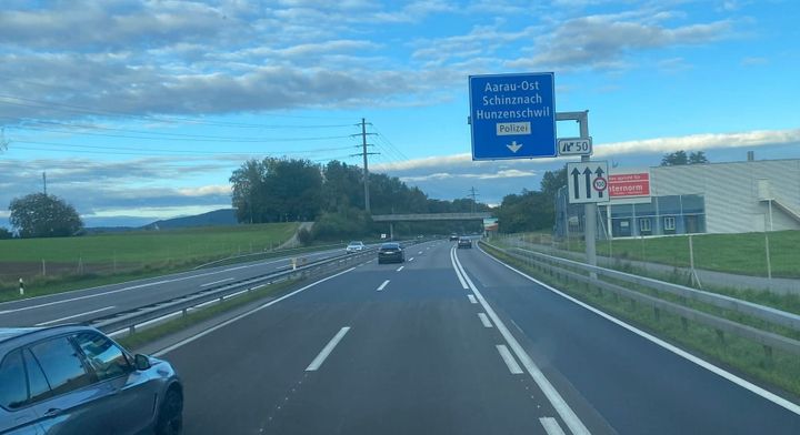 Ab 8. Oktober: Erneuerung Signalisation auf der A1 Verzweigung Birrfeld bis Anschluss Aarau Ost