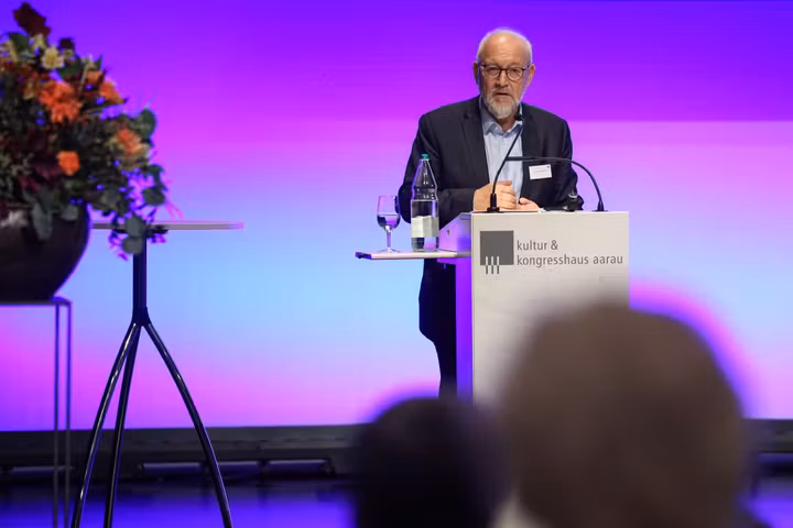 Demokratiekonferenz in Aarau: prominente Rednerinnen und Redner zur Frage "Quo vadis, Demokratie?
