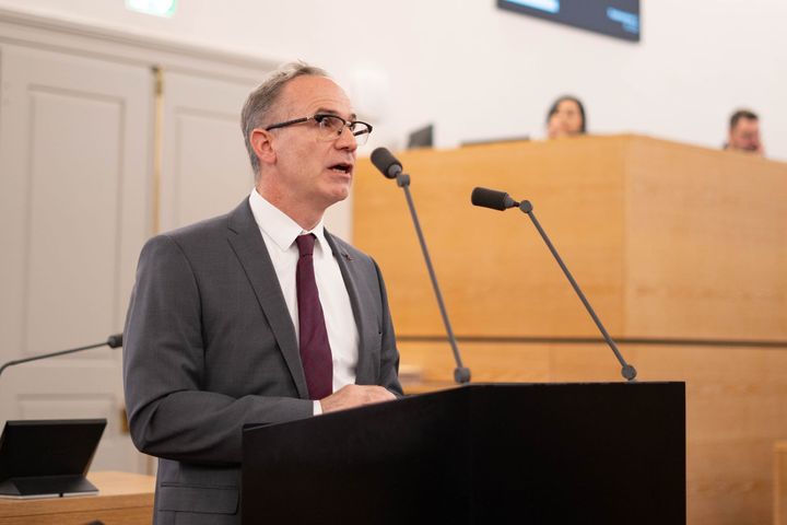 Was ist das Einwohner-"Optimum" für die Strukturen einer Gemeinde? - Bericht im Auftrag des Grossen Rates