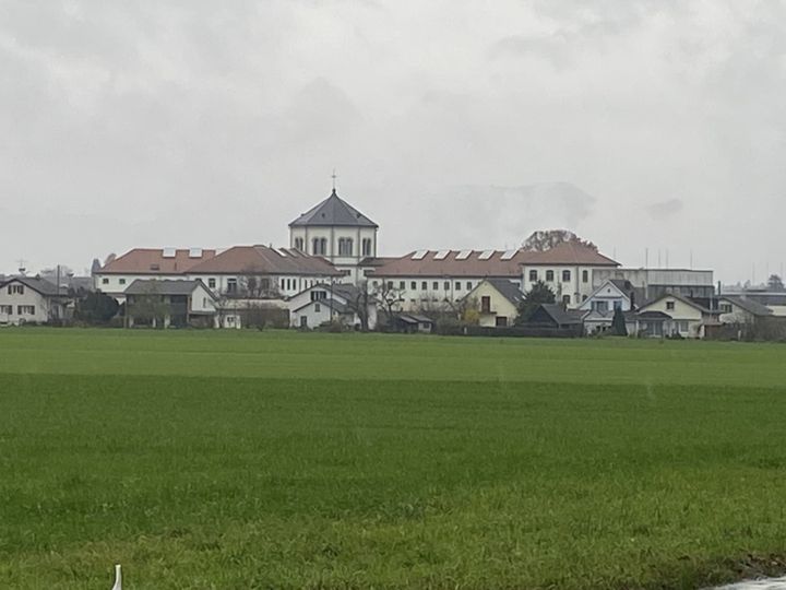 Rat behandelt Kredit für JVA Lenzburg und heisst Vorlage im zweiten Anlauf gut