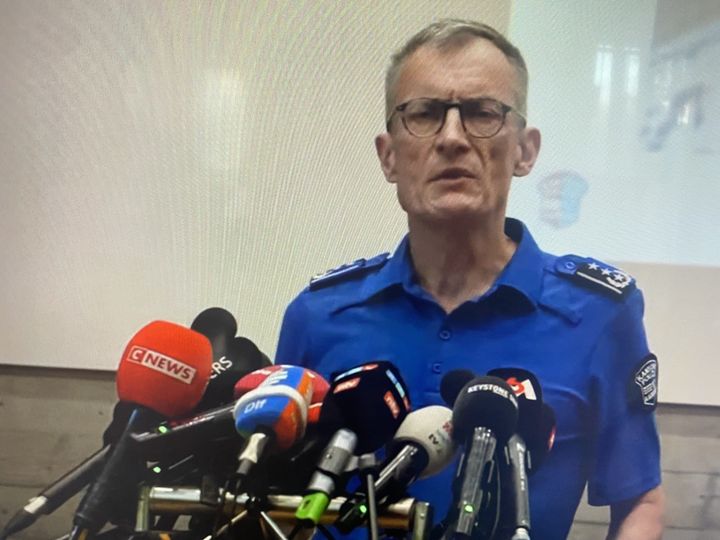 Anschlag in Aarau: 22-jährige Frau tot, fünf teils schwer Verletzte - Polizei sucht Täter -Identität und Motiv auch am Abend noch unklar