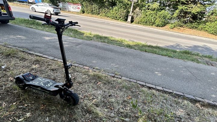 Aufgepasst mit E-Trottinetts: gleich zwei Unfälle in Baden und Muri
