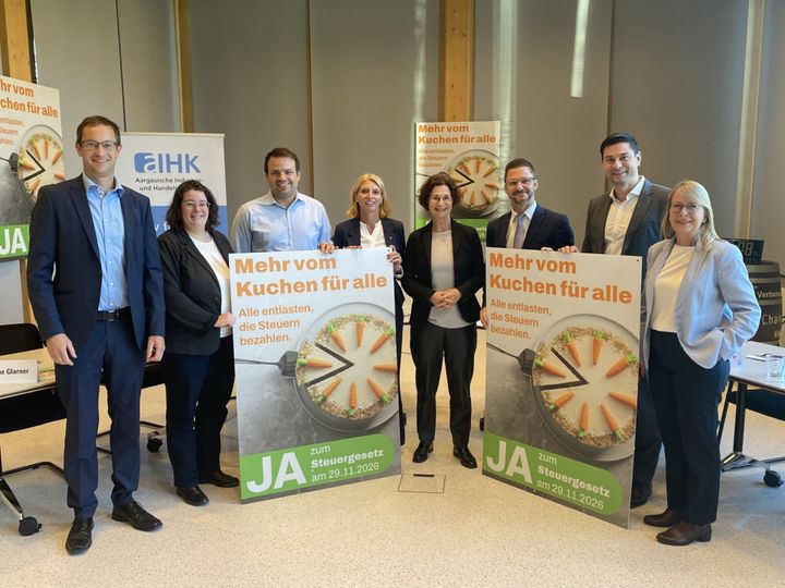 Breite Allianz von SVP bis GLP für die Steuergesetzrevision - "mehr vom Kuchen für alle"